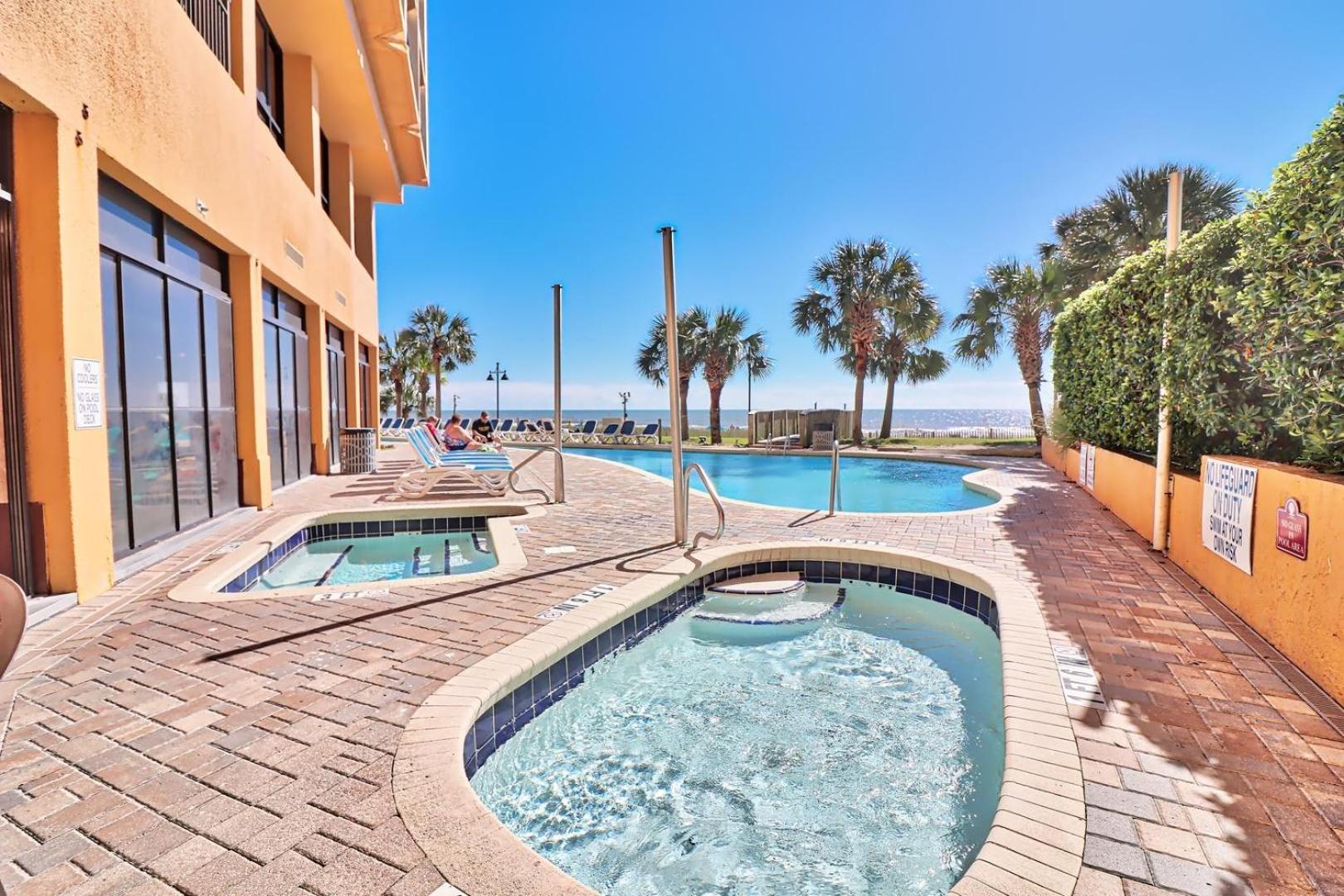 Enticing Ocean View Condo Located On The Blvd, Wifi Included, Monthly Winter Ren Myrtle Beach Exterior photo